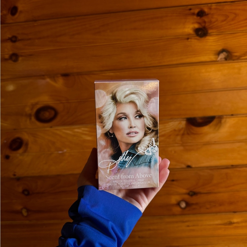 Dolly Parton Scent from Above Perfume - Pink